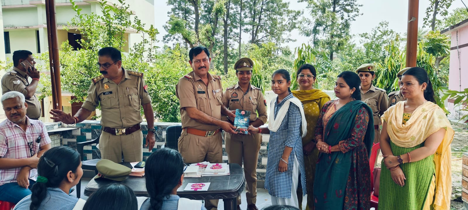 मिशन शक्ति के अन्तर्गत विद्यालय की छात्राओं का थाना फतेहपुर विजिट :13 मई 2026